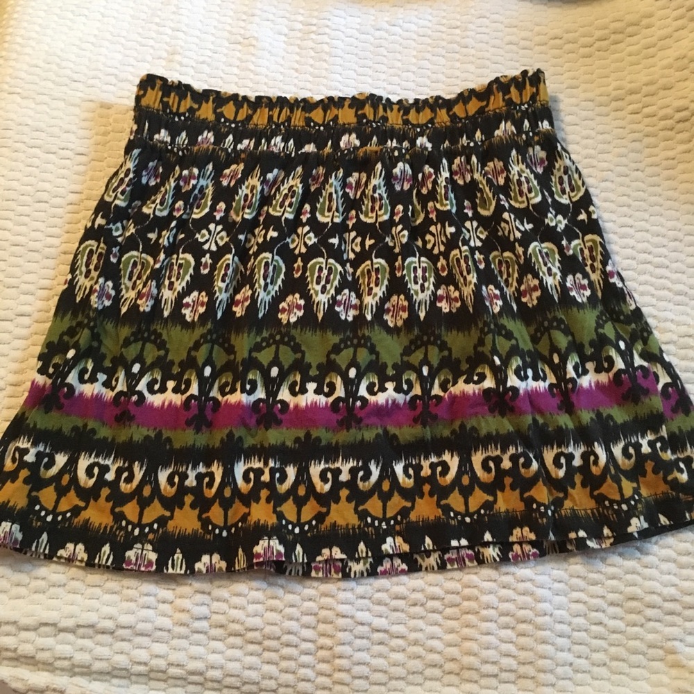 Multicolored Pattern Skirt